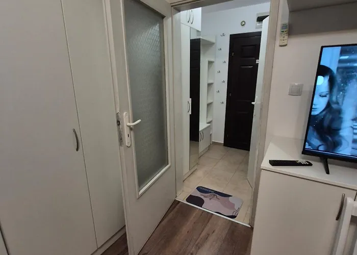 за гости роси Sinemoretz