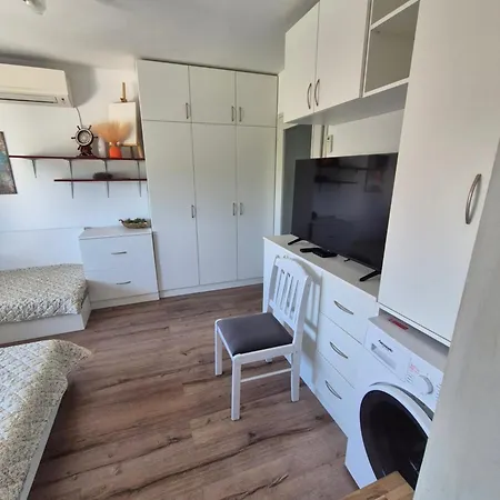 за гости роси Sinemoretz